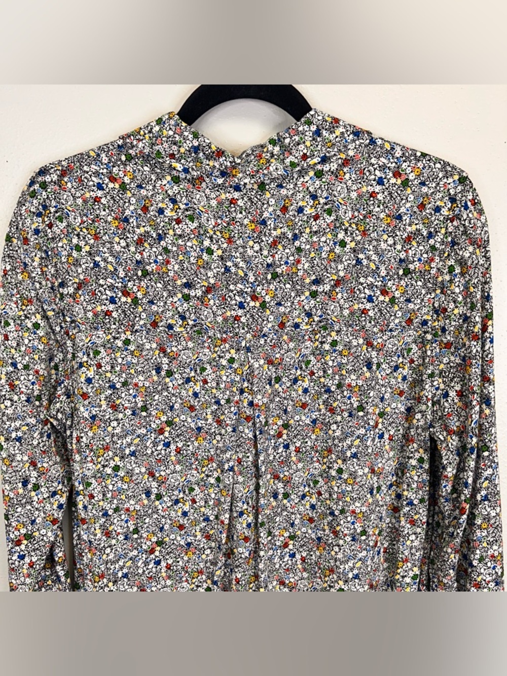 Floral Blouse Multicolor Button Up Career Spring Summer Lightweight Casual Work - Picture 12 of 13